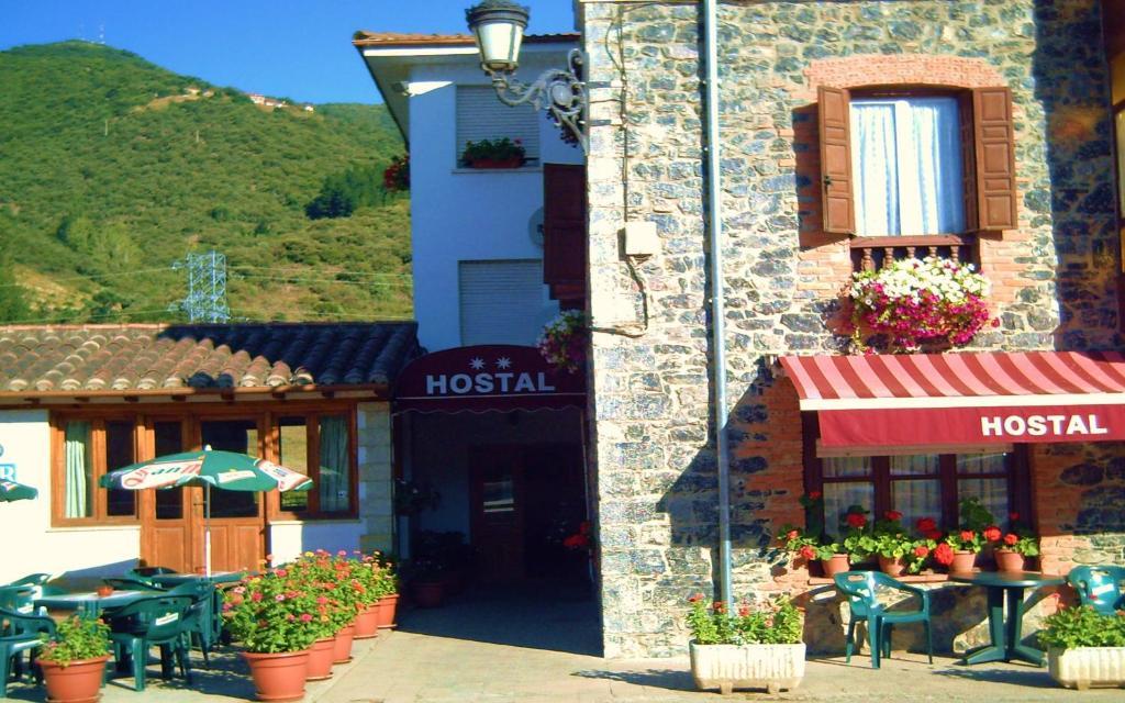 Hostal Toscana Ojedo Exterior photo